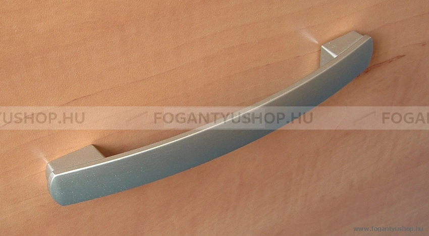 RUJZ-DESIGN-Fogantyu---386.20---Matt-krom---Egy-meretben-gyartott-fem-butorfogantyu