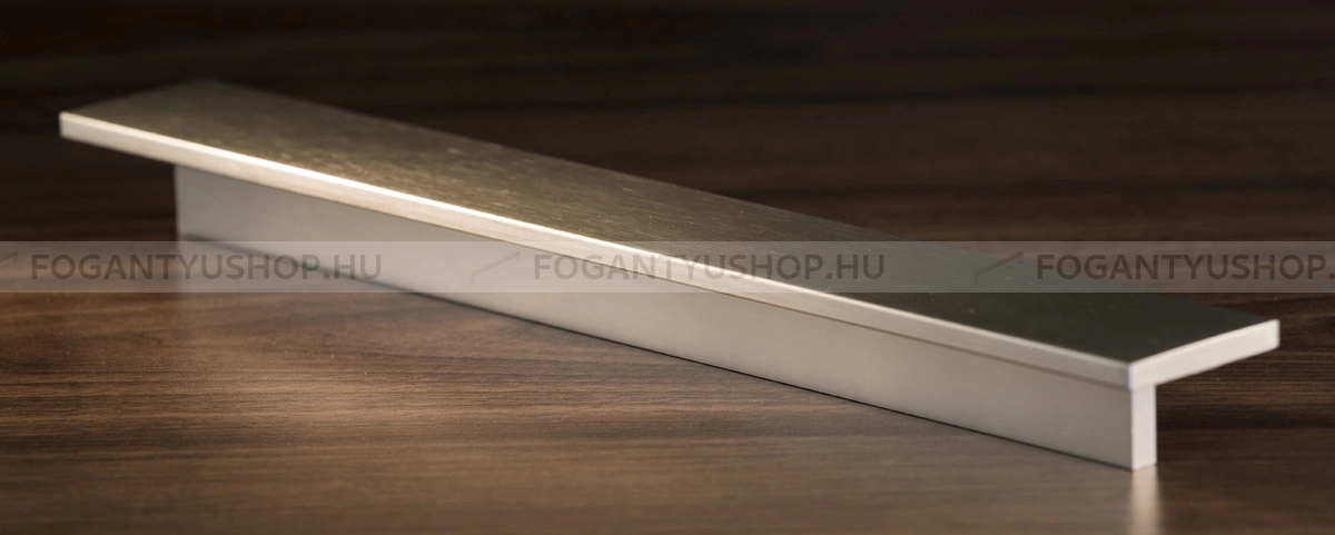 RUJZ DESIGN Fogantyú - 570.40 - Alumínium - Több méretben gyártott fém bútorfogantyú
