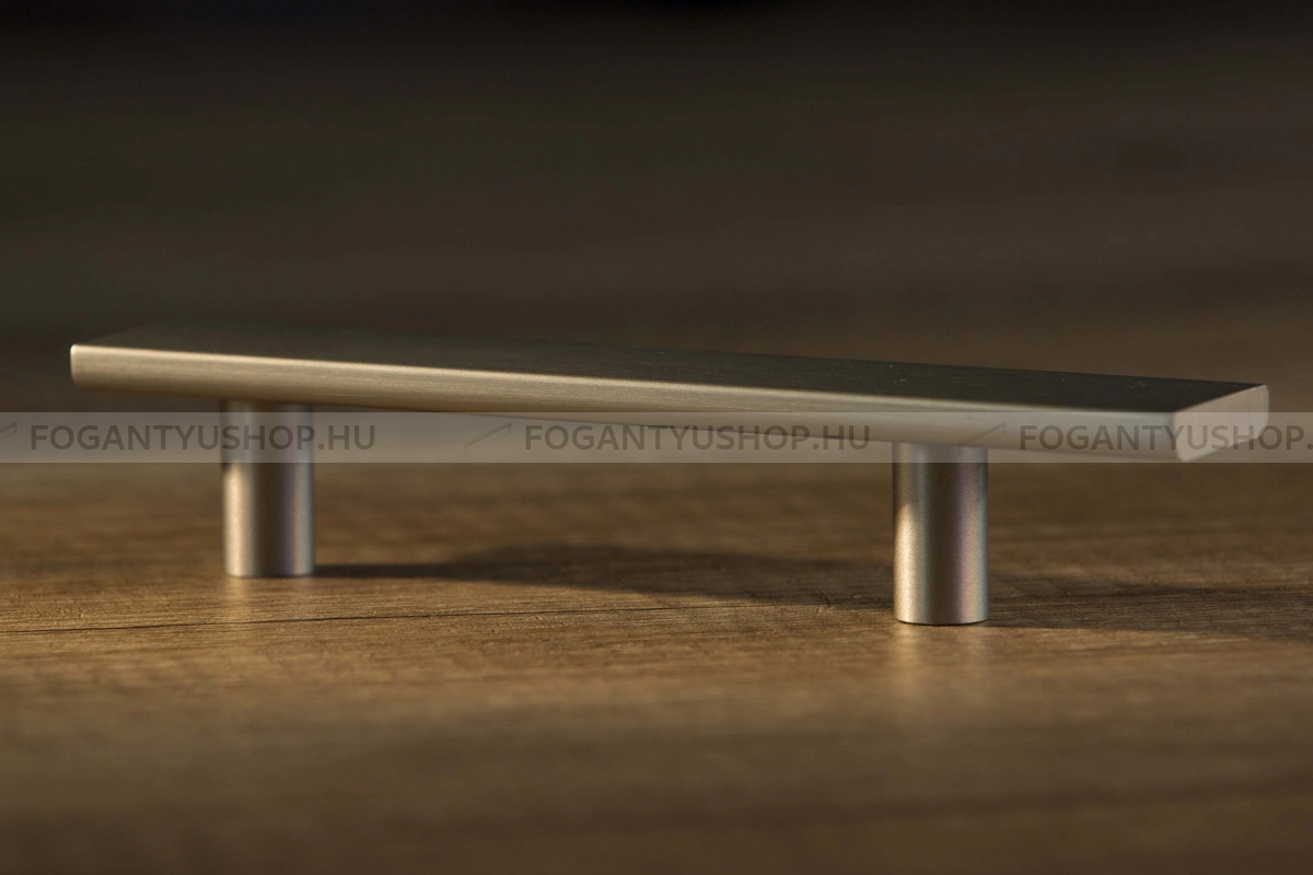 RUJZ DESIGN Fogantyú - 595.28b - Alumínium - Egy méretben gyártott fém bútorfogantyú