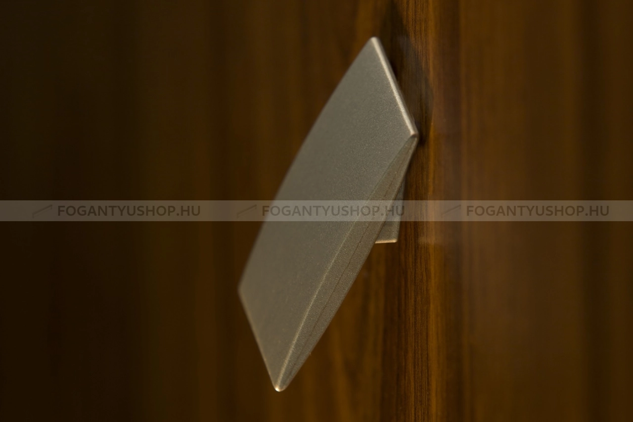 RUJZ DESIGN Kabát fogas - ON 2100 - Matt króm MCrL - Zamak fém ötvözet - Egy akasztós fogas