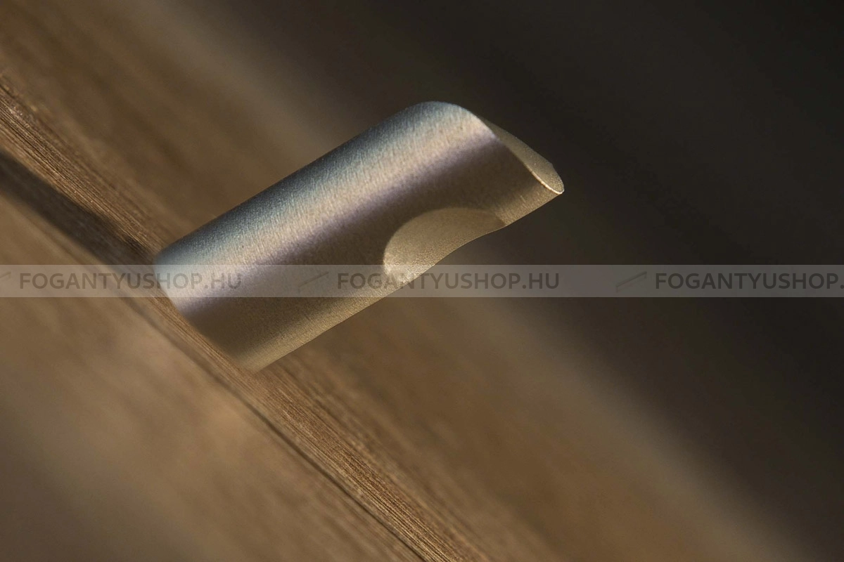 RUJZ-DESIGN-Fogantyu---836.26---Matt-krom---Butor-fem-gombfogantyu-(szogletes-kerek)