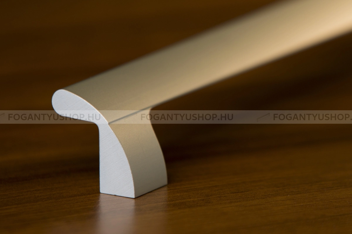 RUJZ-DESIGN-Fogantyu---426.25---Szalcsiszolt-nikkel---Tobb-meretben-gyartott-fem-butorfogantyu