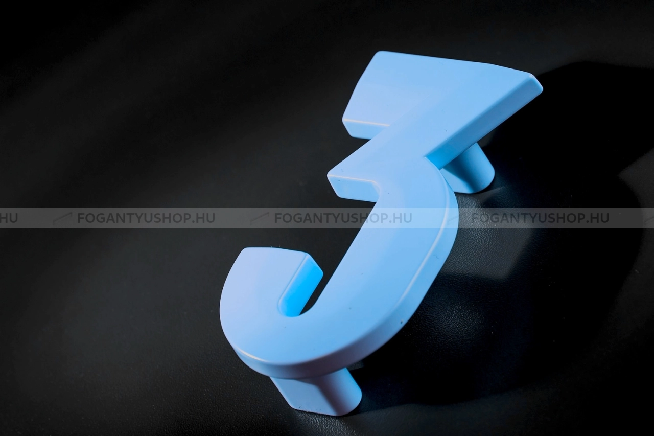RUJZ DESIGN Bútor fogantyú - Gyerek szám 3 számjegy 64 600.03 modra barby modra barby modra barby - furattáv 64 mm - Barbi kék modra barby - Műanyag - Színes gyerekbútor fogantyú