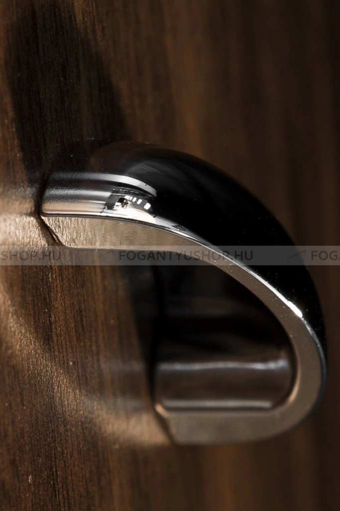 RUJZ DESIGN Bútor fogantyú - 32 297.18 - furattáv 32 mm - Fényes króm Cr - Zamak fém ötvözet - Egy méretben gyártott fém bútorfogantyú