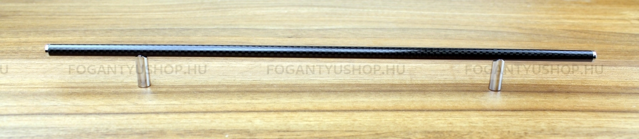 RUJZ DESIGN Fogantyú - 611.08 Festett Üvegszálas karbon Üvegszálas karbon - Festett fekete BlackL, Üvegszálas karbon   - Zamak fém ötvözet, Üvegszálas karbon - Több méretben gyártott színes fém bútorfogantyú