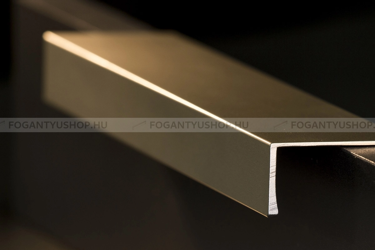 RUJZ-DESIGN-Fogantyu---606.40---Szalcsiszolt-nikkel---Butorajto-elere-ultetheto-fem-fogantyu