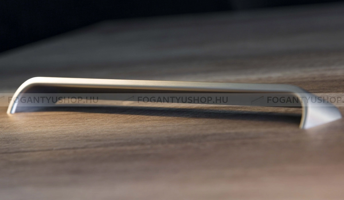 RUJZ-DESIGN-Fogantyu---617.33---Szalcsiszolt-nikkel---Tobb-meretben-gyartott-fem-butorfogantyu