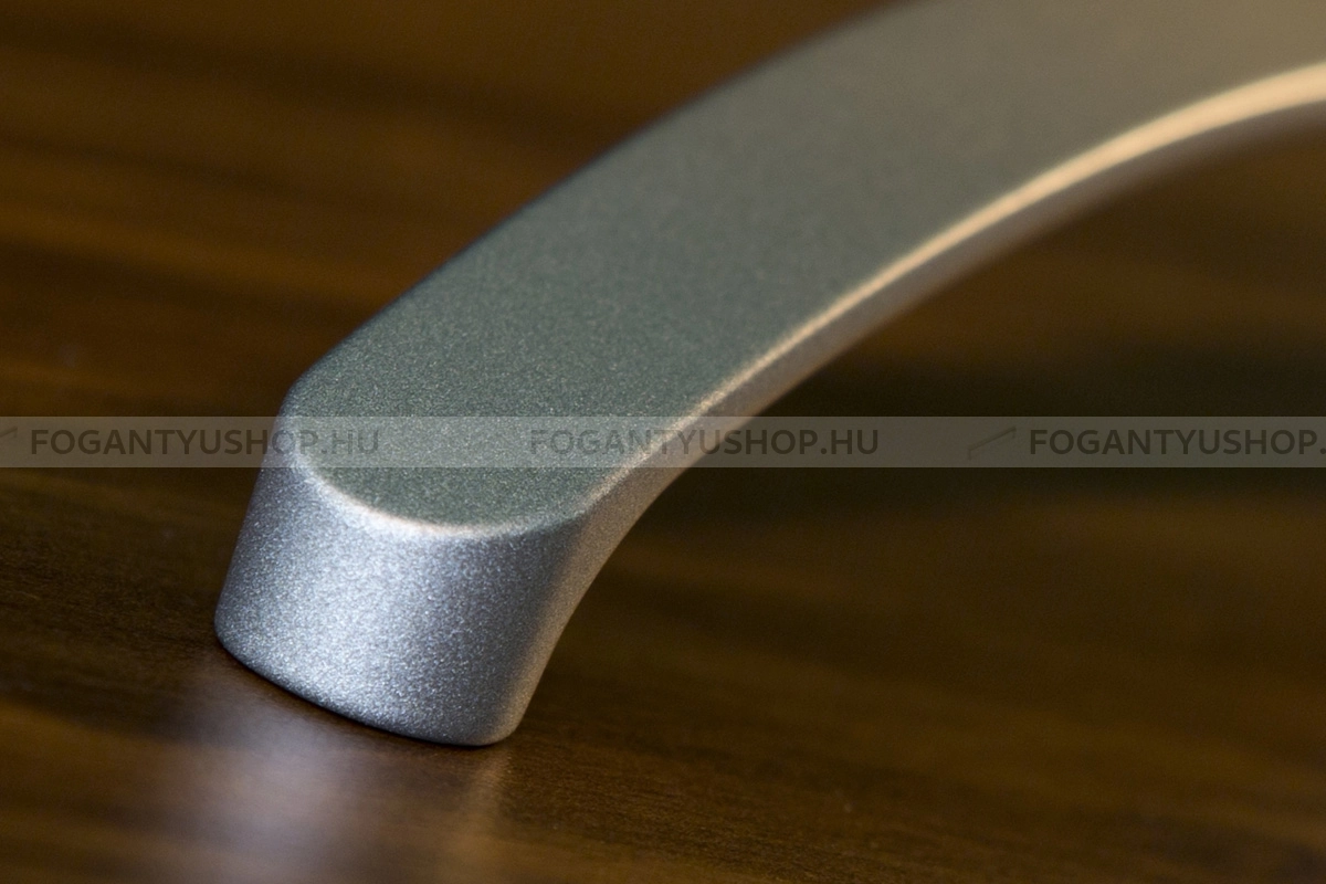 RUJZ DESIGN Fogantyú - 336.14 - Ezüst inox (szálcsiszolt) - Egy méretben gyártott fém bútorfogantyú