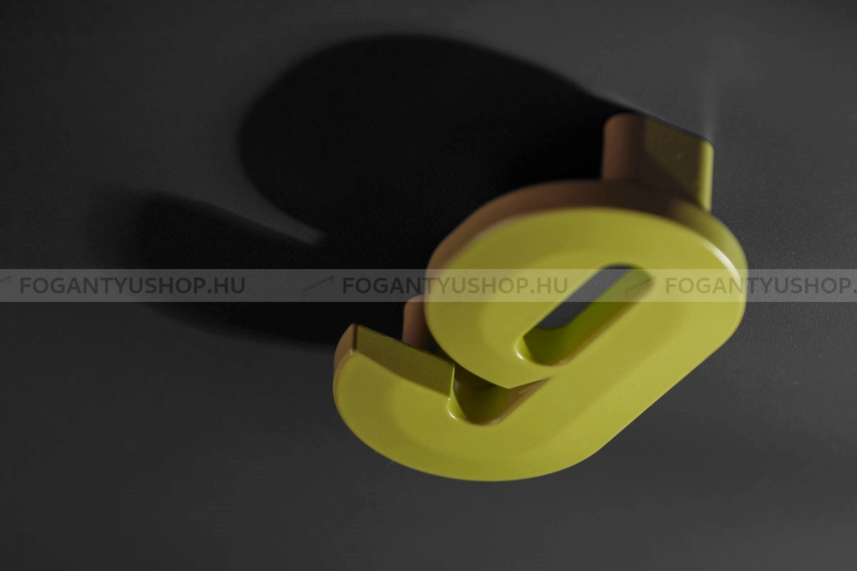 RUJZ DESIGN Bútorfogantyú - Gyerek szám 9 számjegy 64 600.09 Barbi - furattáv 64 mm - Barbi sárga rumena barby - Farmer szövet - Színes gyerekbútor fogantyú