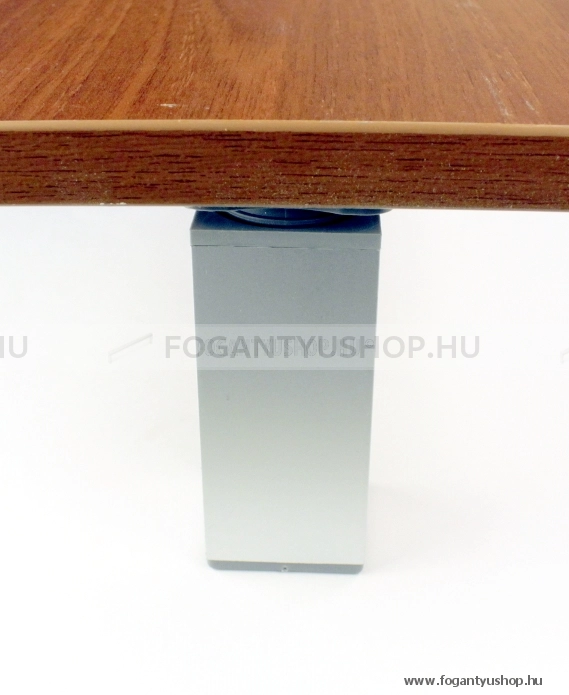 FS Állítható bútorláb - Szögletes, 10x4 cm - Alumínium