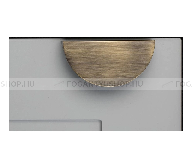 HENDEL & HENDEL Fogantyú - Barrington sima félhold furattáv 64 furattáv 64 furattáv 64 - furattáv 64 mm - antik réz - Zamak fém ötvözet - Prémium félhold alakú fogantyúk