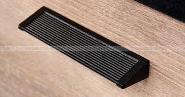 VIEFE Fogantyú Fogantyú BACKK - Rücskös felületű - Festett fekete - Zamak fém ötvözet - Egy méretben gyártott színe - Festett fekete - Zamak fém ötvözet