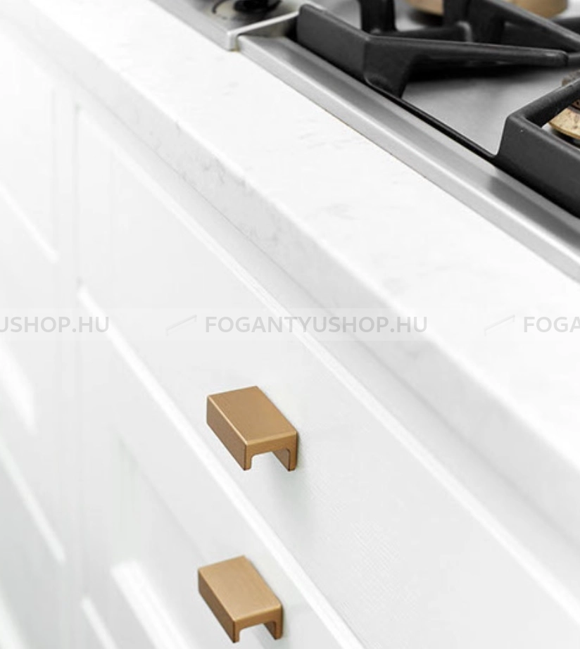 FURNIPART-Fogantyu-STATION---Szalcsiszolt-sargarez-II.---Szines-fem-butorfogantyu