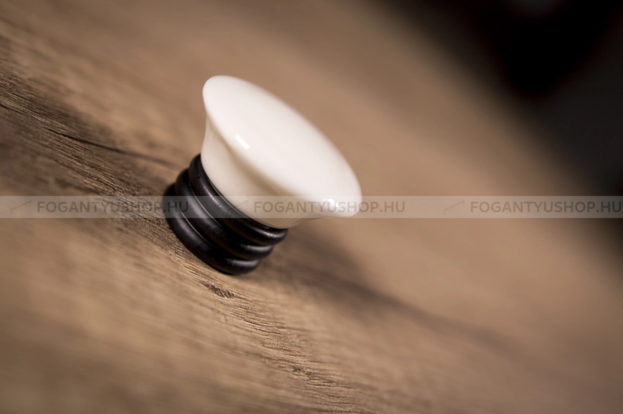 TOMURCUK 3010 - Festett fekete - Fehér - Porcelán, porcelánnal kombinált antikolt fém gombfogantyú