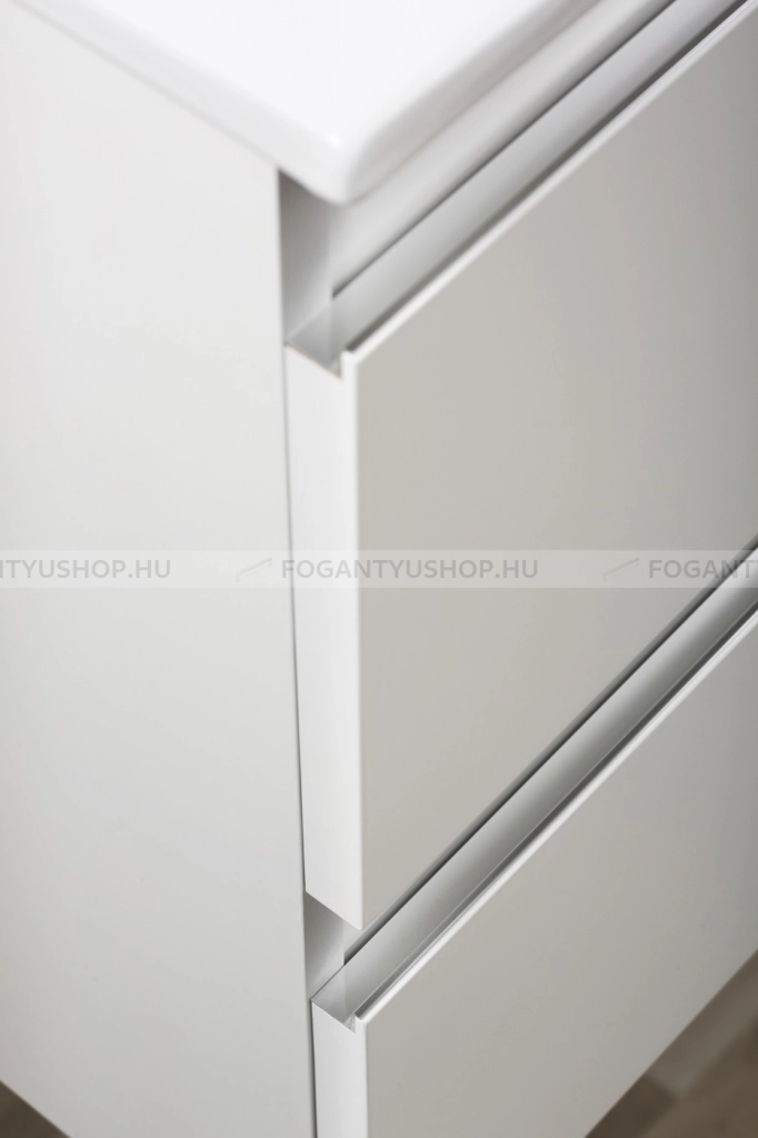 VIEFE-Fogantyu-GRADA---Ezust-inox-(szalcsiszolt)---Darabolhato-fem-butorfogantyu-(fogantyu-profil)