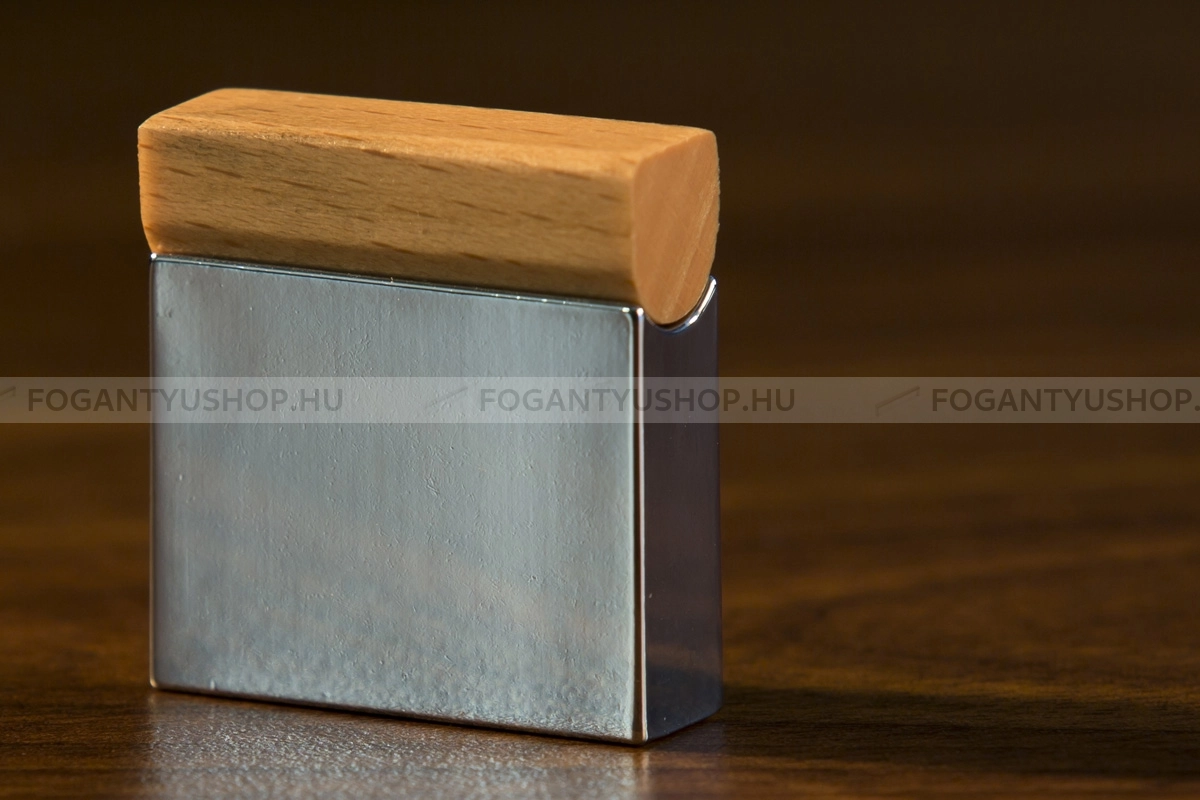 RUJZ-DESIGN-Fogantyu---830.10---Fenyes-krom---Vilagos-bukkfa---Faval-kombinalt-fem-butorfogantyu