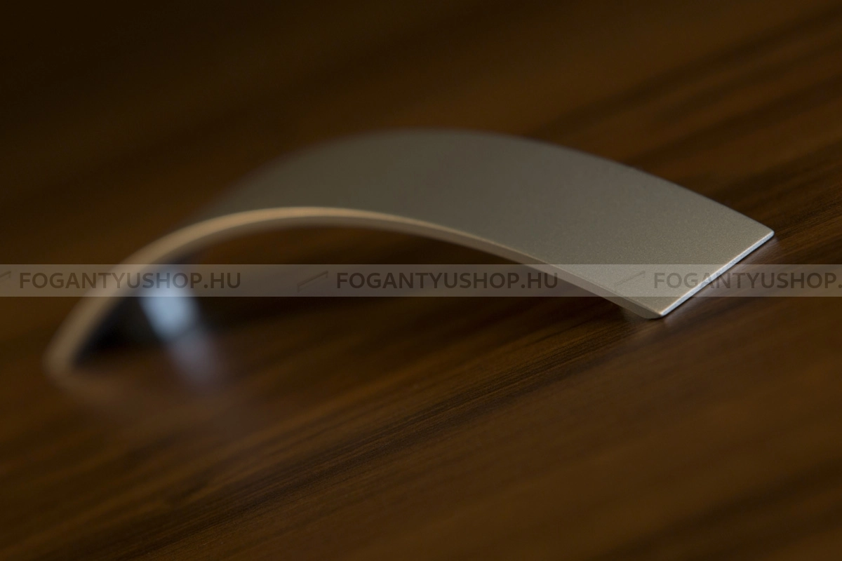 RUJZ-DESIGN-Fogantyu---462.25---Matt-krom---Tobb-meretben-gyartott-fem-butorfogantyu