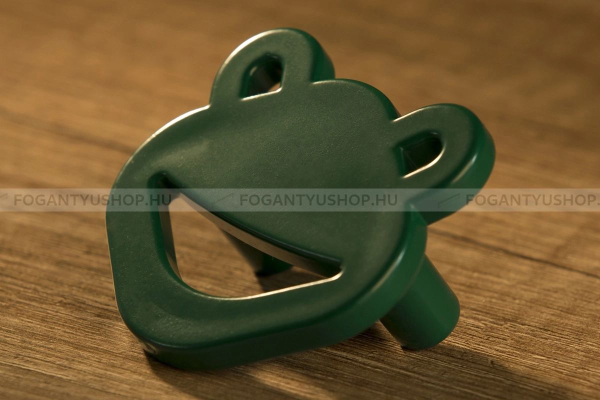 RUJZ DESIGN Bútorfogantyú - Gyerek béka 32 472.52 (fű zöld) - furattáv 32 mm - Zöld (fű zöld) zelena4 - Farmer szövet - Mesefigurás, állatos gyerekbútor fogantyú