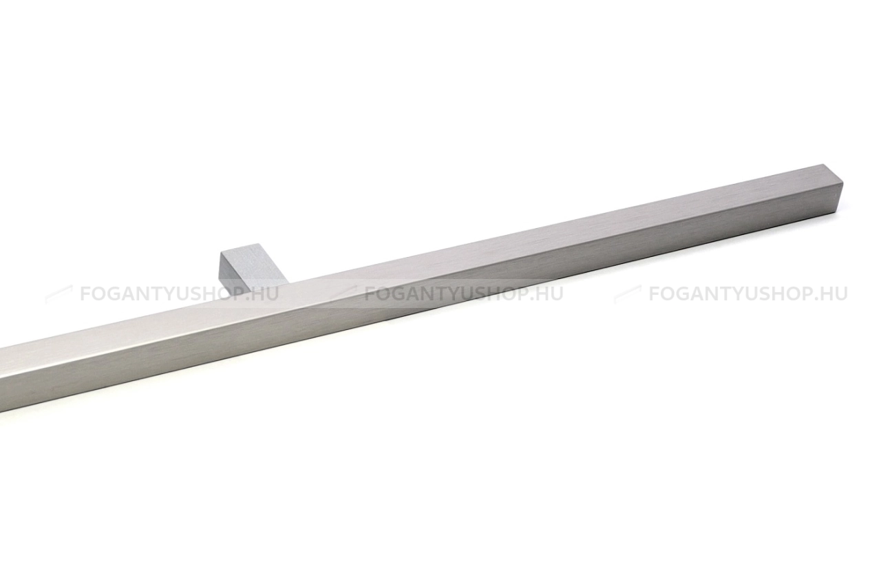RUJZ-DESIGN---Fogantyu---684.12---Szalcsiszolt-nikkel---Egy-meretben-gyartott-fem-butorfogantyu