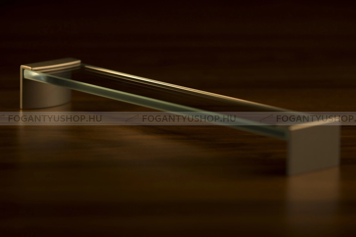 RUJZ-DESIGN-Fogantyu---528.03---Fenyes-krom---atlatszo-uveg---Edzett-uveggel-kombinalt-fem-butorfogantyu