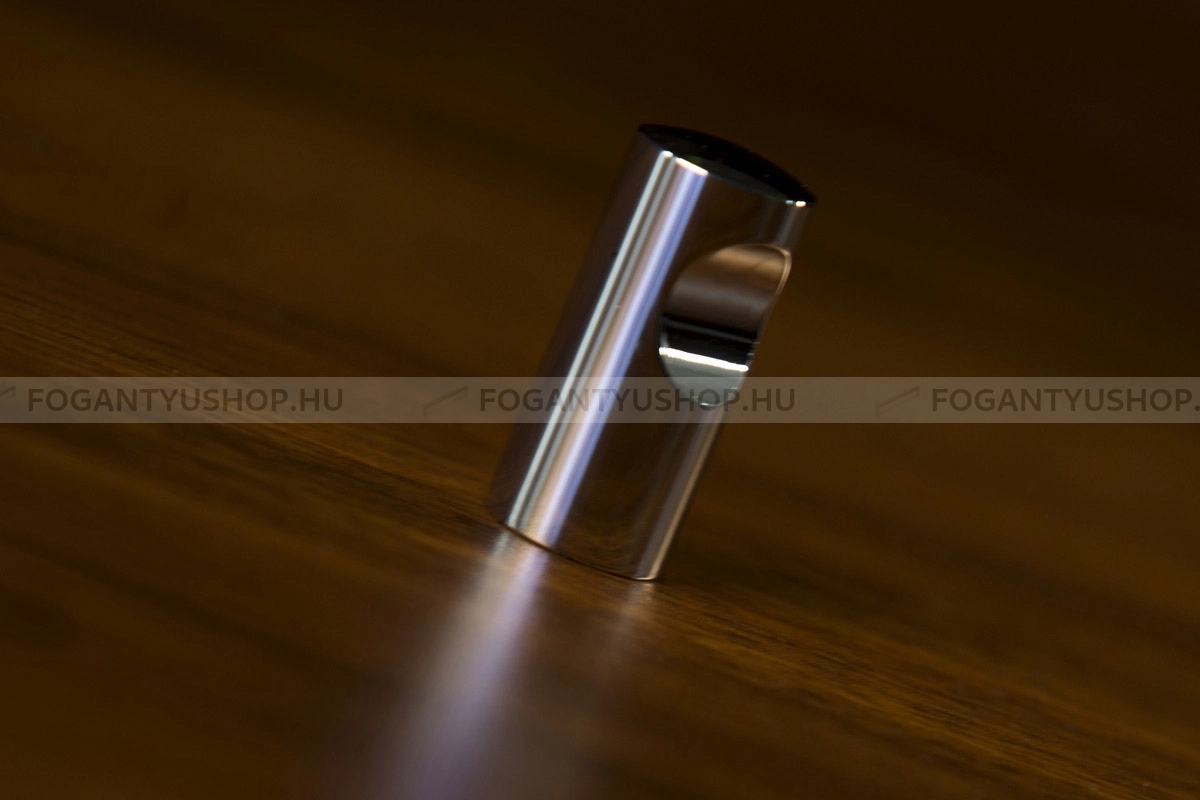 RUJZ-DESIGN-Fogantyu---805.13---Fenyes-krom---Butor-fem-gombfogantyu-(szogletes-kerek)