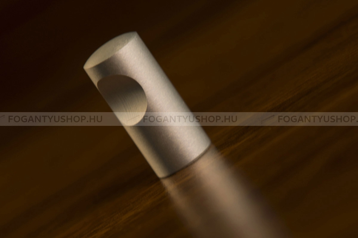 RUJZ-DESIGN-Fogantyu---805.13---Matt-krom---Fem-gombfogantyu-butorgomb-(szogletes-kerek)