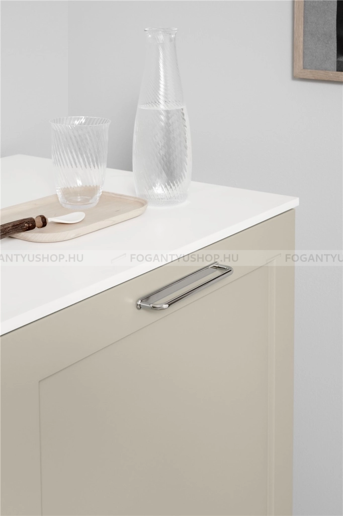 FURNIPART---Fogantyu---D-LITE---Fenyes-szalcsiszolt---Egy-meretben-gyartott-fem-butorfogantyu