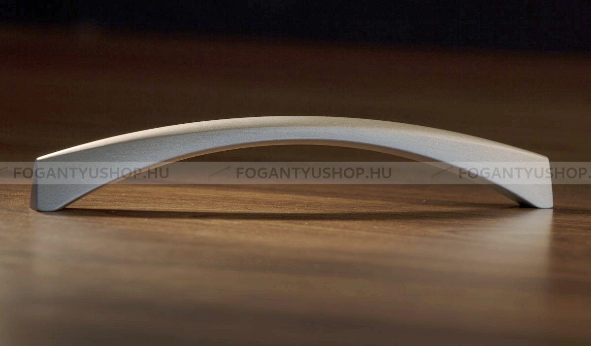 RUJZ DESIGN Fogantyú - 160 496.14 - furattáv 160 mm - Matt króm MCrL - Zamak fém ötvözet - Egy méretben gyártott fém bútorfogantyú
