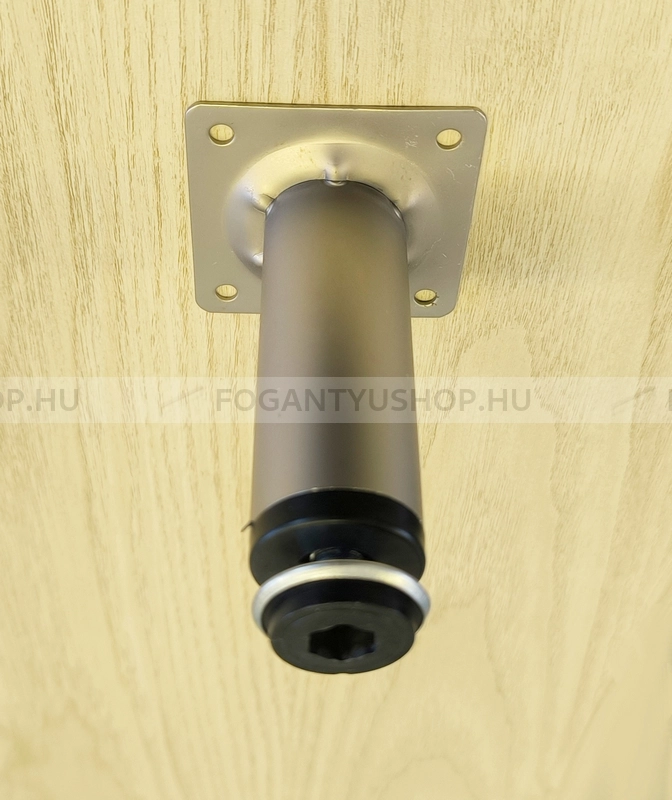 GTV Henger formájú színű 10 x 3 cm - Matt króm - Acél - Állítható bútorláb